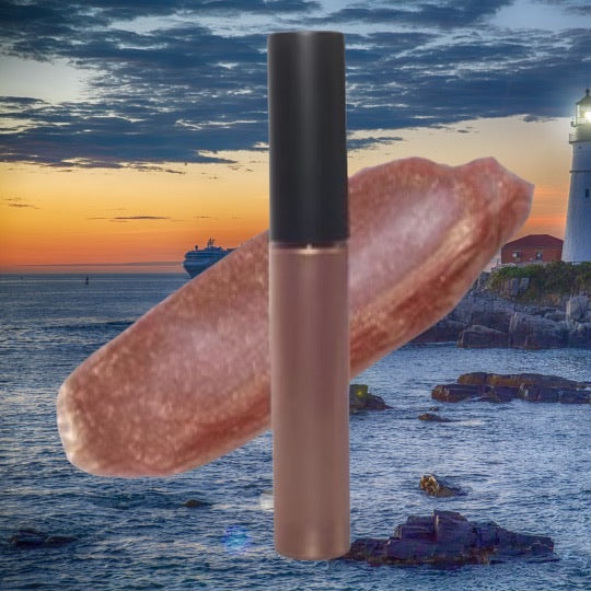 Limited edition of our flawless lip gloss collection “Shore House”